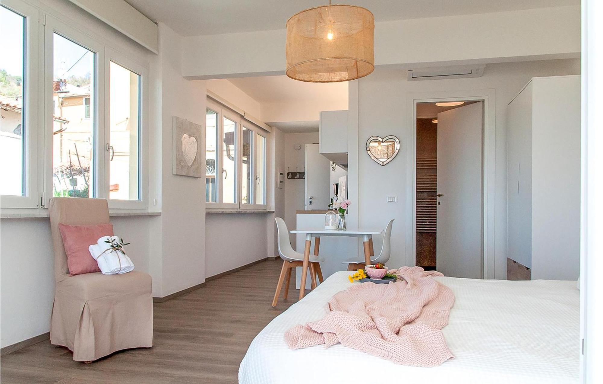 Amazing Apartment In Moneglia With House Sea View Dış mekan fotoğraf